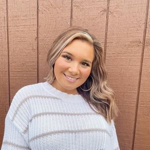 Meet your Posher, Josie